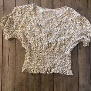 Green and White V-Neck Short Sleeve Blouse